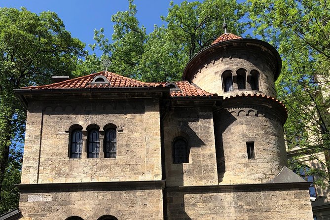 Prague Jewish Quarter and WW2 Private Tour - Visiting Historic Synagogues