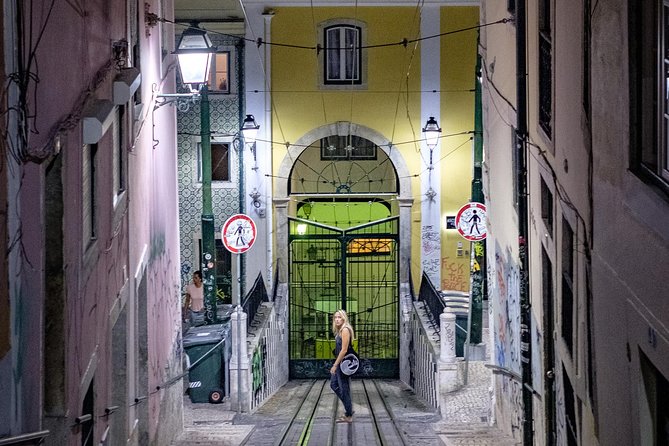 Private Discover Lisbon With a Photographer – Night Edition - Group Size Limit