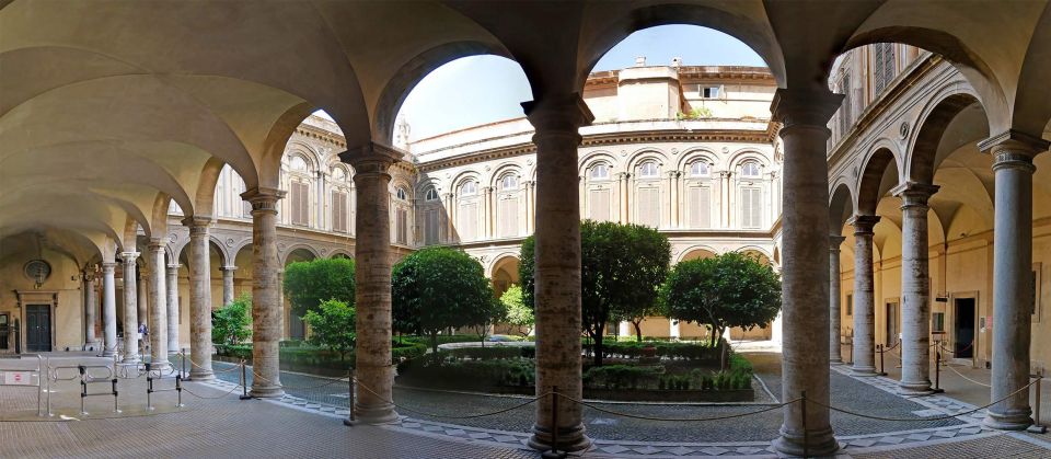 Private Galleria Doria Pamphilj and Villa Farnesina - Duration and Inclusions