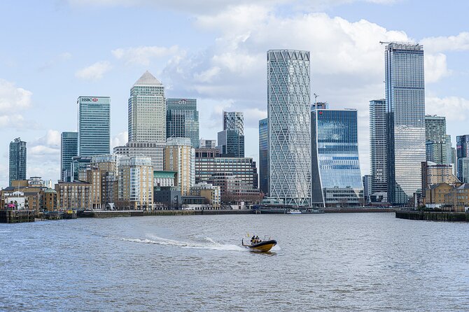 PRIVATE HIRE SPEEDBOAT THAMES BARRIER EXPERIENCE - 70 Minutes From Embankment - Inclusions and Exclusions