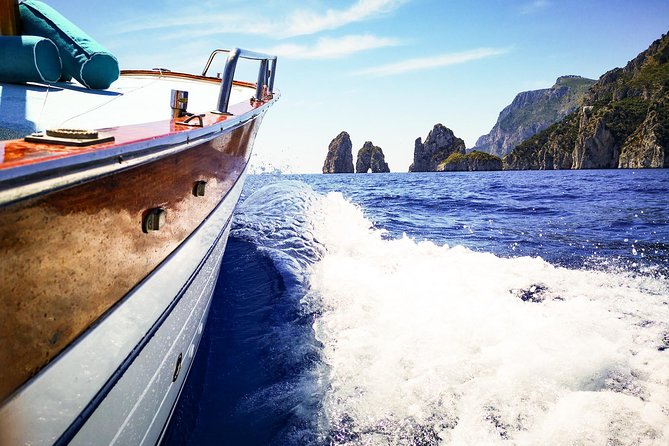 Private Island of Capri Boat Tour for Couples - Inclusions