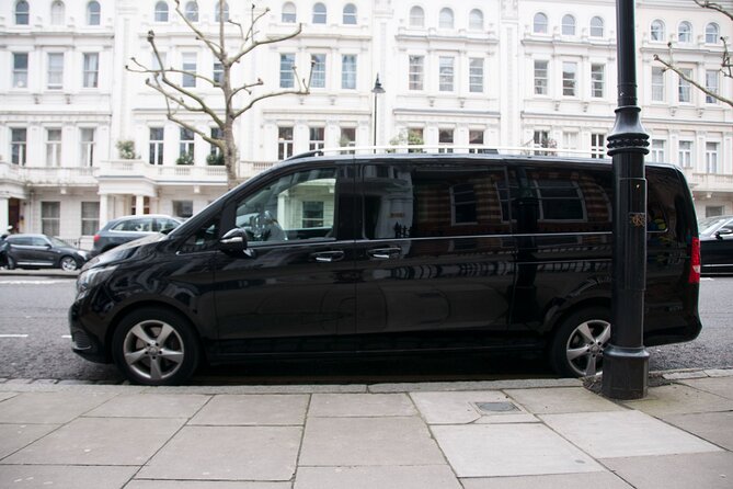 Private London Arrival Transfer - Airport to Hotel / Accommodation - Meeting and Greeting Arrangements