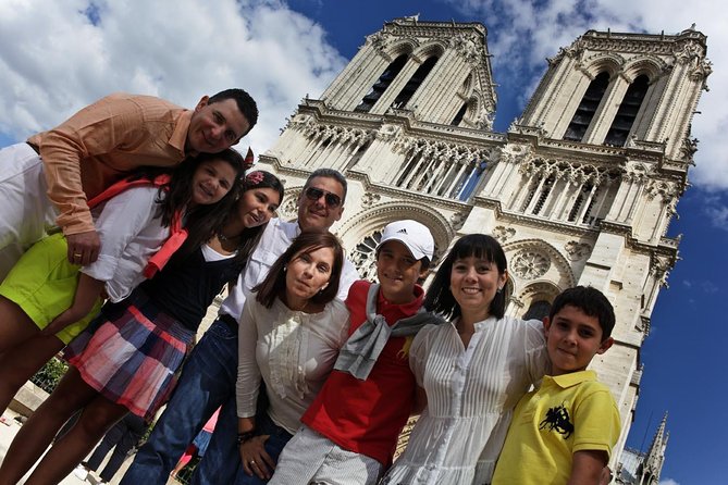 Private Photography Walking Tour of Paris: Latin Quarter or Montmartre - Included Highlights