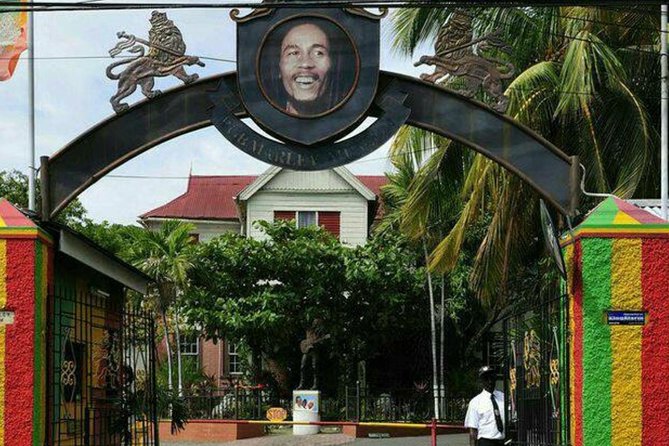 Private Tour From Montego Bay to Bob Marley Museum Kingston - Museum Visit