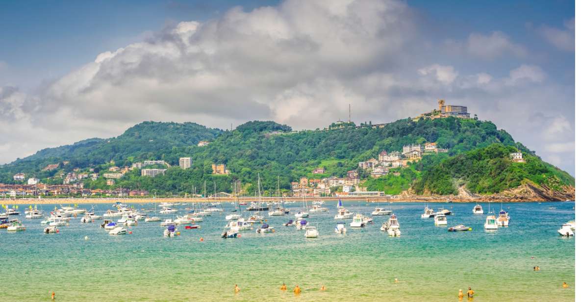 Private Tour of San Sebastian and Biarritz - Exploring La Concha Beach