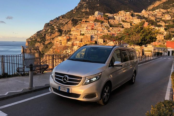 Private Transfer: From Naples (Hotel - Airport - Station) to Sorrento - Pickup and Drop-off