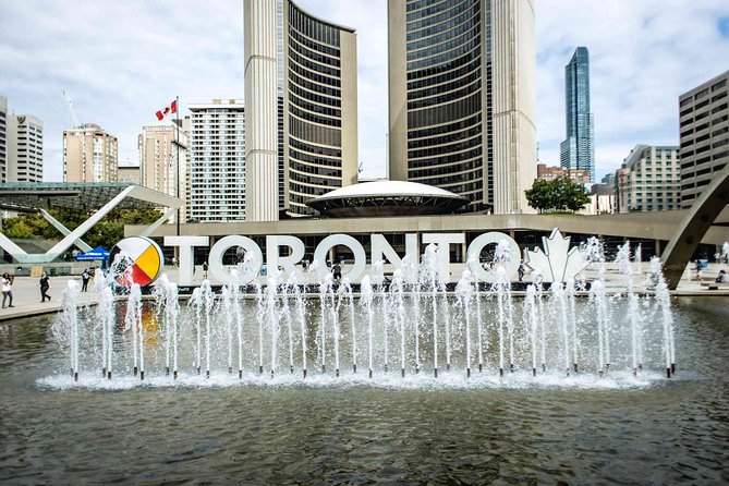 Private Transfer:Toronto Pearson Intl Airport to Toronto Hotel / Accommodations - Included in the Transfer