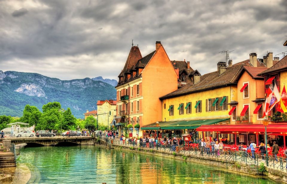 Private Trip From Geneva to Annecy in France - Pricing and Group Size