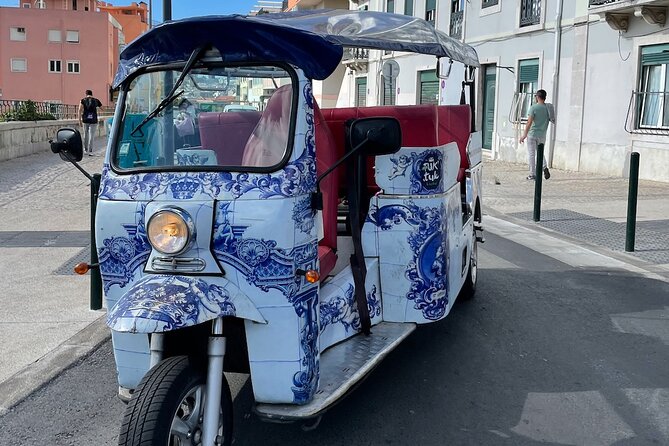 Private Tuk Tuk Tour in Lisbon 1H30 - Inclusions