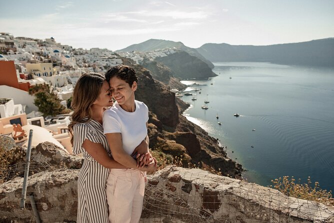 Private Vacation Photography Session With Local Photographer in Santorini - Packages and Deliverables