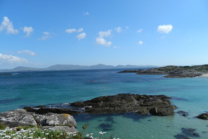 Ring of Kerry and Skellig Ring Private Tour - Discovering the Charming Ballinskelligs Beach