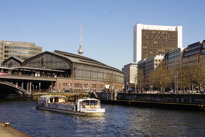 River Cruise With Tour Guide (Ger./Engl.) Berlin. Hadynski - Inclusions and Exclusions