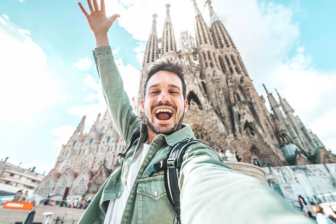 Sagrada Familia Guided Tour With Optional Tower Upgrade - Inclusions and Requirements