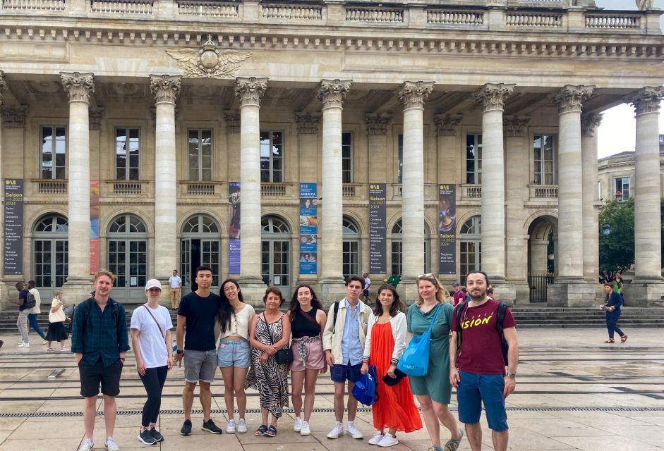 Saint-Emilion: Small Group Guided Walking Tour - Live Guide and Language