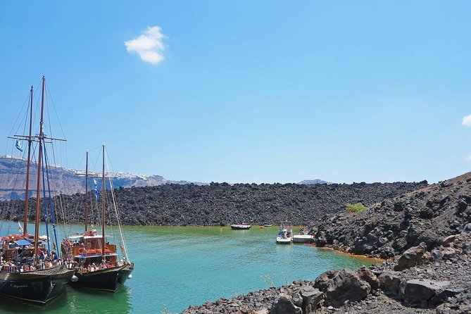 Santorini Volcanic Islands Cruise: Volcano, Hot Springs and Thirassia - Included Cruise Highlights