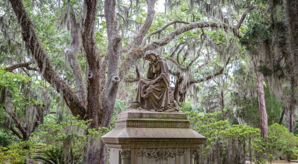 Savannah: Best of the City Tour With Wormsloe Historic Site - Isle of Hope Village