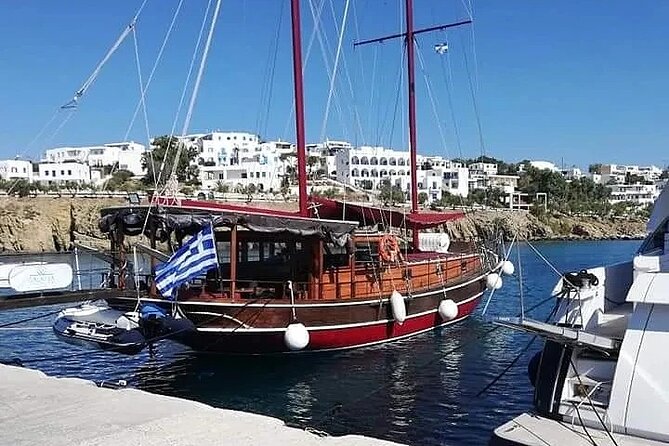 SEMI-PRIVATE GALATEA TOUR Antiparos-Blue Lagoon-Despotiko-FREE DRINK - Destinations Explored