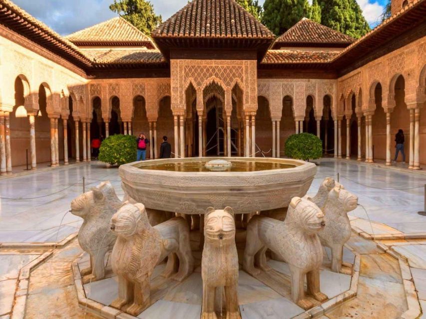 Seville: Private Day Trip to Granada With Alhambra Tour - Discovering Generalife Gardens