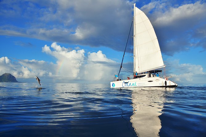 Shared WEST Cruise - Ile Aux Benitiers: Full Day Catamaran Cruise - Pricing and Booking Details