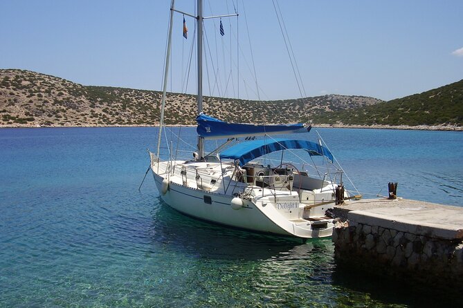 Single Day Sail Boat Cruise With Swimming, Snorkeling, Drinks and Lunch - Savor Local Cuisine and Drinks