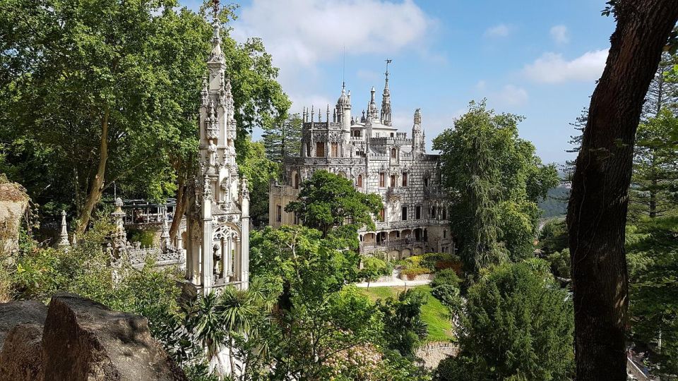 Sintra: Private Walking Tour (National Palace & Regaleira) - Itinerary