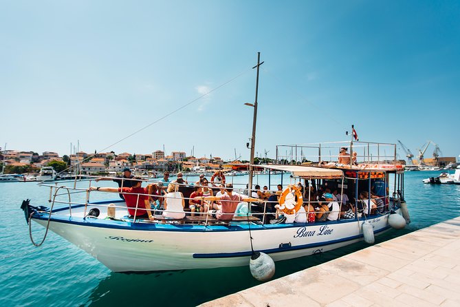 Slatine - Island Hopping Excursion (Trogir/Blue Lagoon/Šolta) - Activities and Onboard Facilities