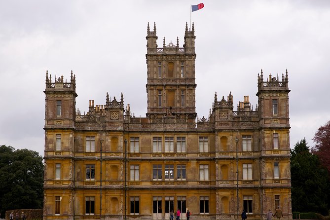 Small-Group Downton Abbey and Highclere Castle Tour From London - Itinerary