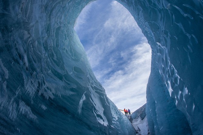 Small-Group Glacier Hiking and Ice Climbing on Sólheimajökull Glacier - Meeting and Pickup