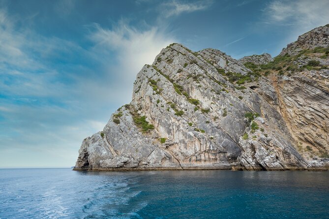 Small Group Kayak Tour to Arrábida Beaches With Lunch From Lisbon - Key Features