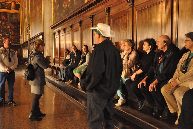 Small Group Venice Tour on Foot and by Boat With Tickets Included - St. Marks Basilica Tour