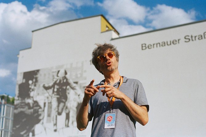 Small Group Walking Tour of East Berlin With a French Guide - Discovering Political Landmarks