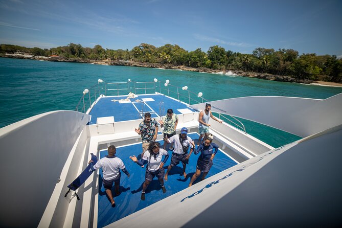 Sosua Party Boat - Private Tour-Snorkeling- Ambar Cove -Taino Bay - Accessibility