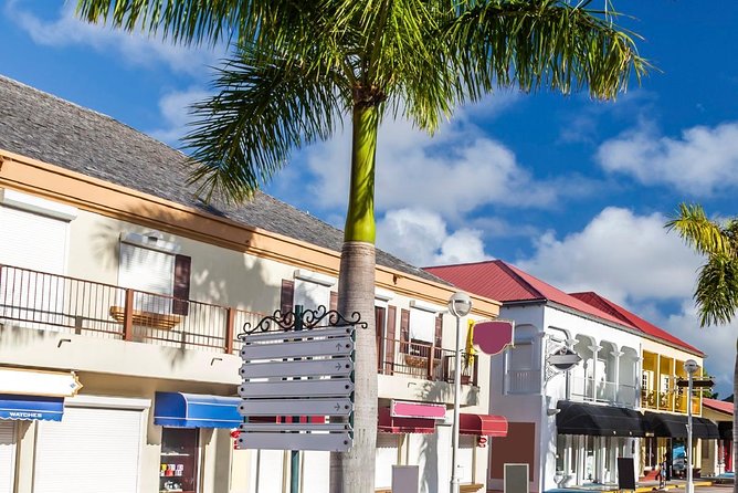 St Maarten Excursion: Island Sightseeing + Beach & Shopping. - Meeting and Pickup