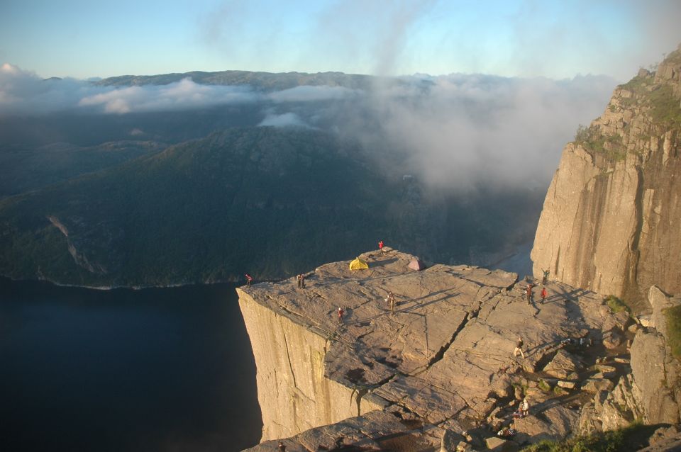 Stavanger: Guided Sunrise Hike to Pulpit Rock - Transportation and Logistics