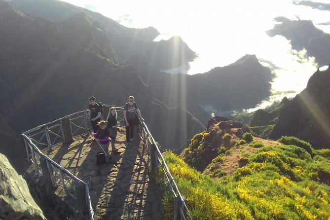 Sunrise Guided Hike PR1 Pico Do Areeiro Pico Ruivo Small Group - Inclusions