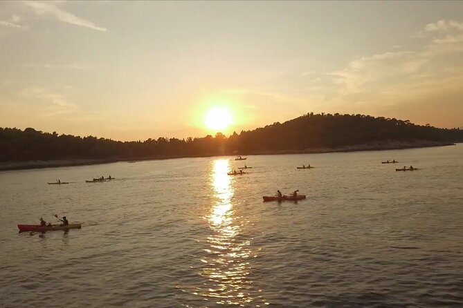 Sunset Kayaking & Snorkeling With Fruit Snack, Water & Wine - Highlights