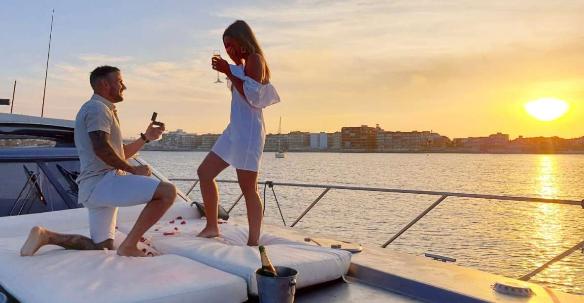 Sunset on a Boat With Cava Included - Inclusions