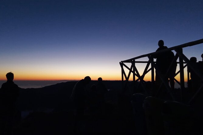 Sunset Tour to Pico Do Arieiro With Dinner and Drinks Included - Alcoholic Beverage Options