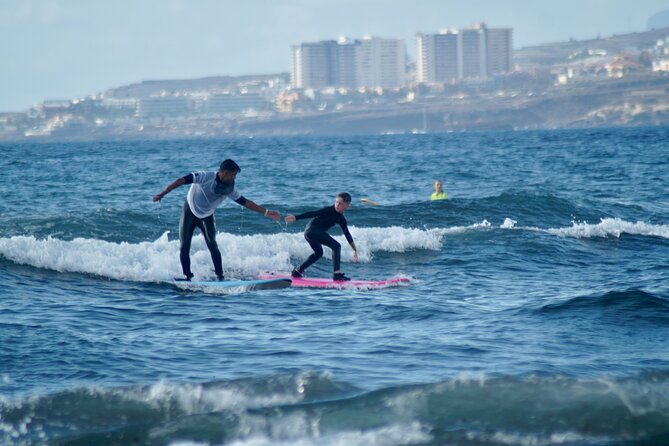 Surfing Lessons in Las Americas - Requirements and Recommendations