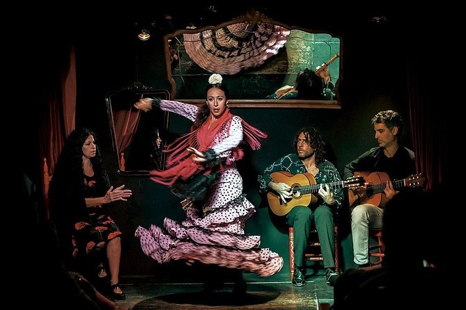 Tapas and Flamenco in Seville - Neighborhood Exploration