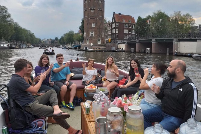 The Best Boat Trip Through the Amsterdam Canals - Meeting and Pickup Details