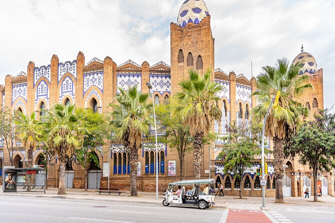 Tour of Historic Barcelona in Private Eco Tuk Tuk - Policies