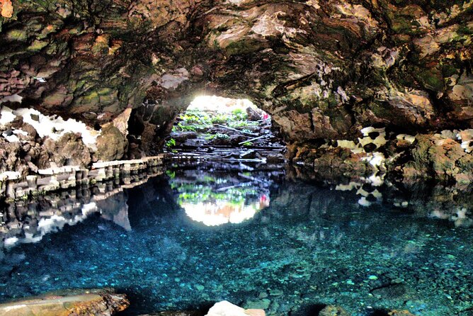 Tour of Jameos Del Agua, Cueva De Los Verdes and Viewpoint From the Cliffs - Pickup Information