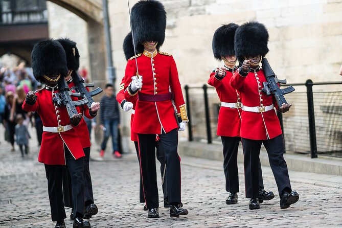 Tower of London: Entry Ticket, Crown Jewels and Beefeater Tour - Exploring the Crown Jewels