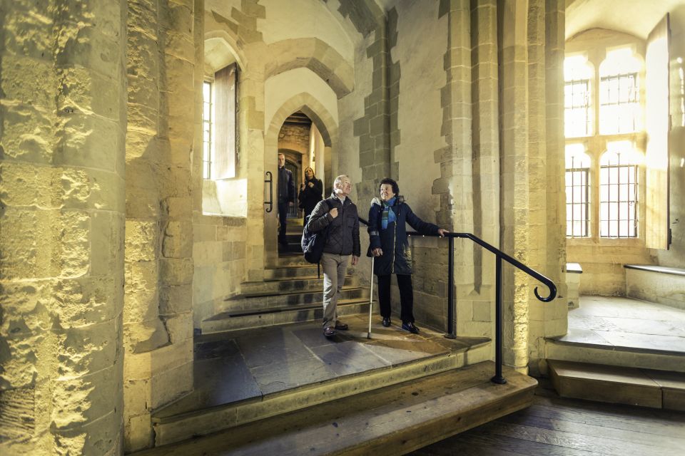 Tower of London: Opening Ceremony, Crown Jewels & Beefeaters - In-depth Guided Tour