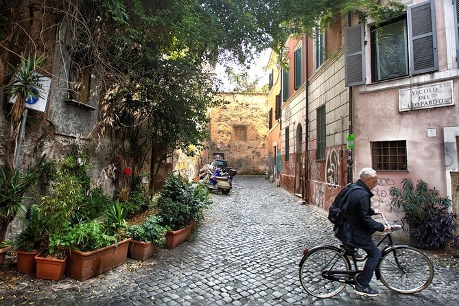 Trastevere and the Jewish Ghetto: The Heart of Rome - Marvel at Santa Maria in Trastevere