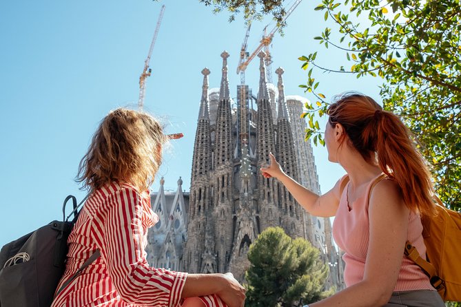 Treasures of Barcelona: Private Gaudi Walking Tour - The Wonders of La Rambla