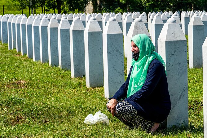 Understanding Srebrenica Genocide Tour + Lunch With Local Family Included - Exploring Potocari Memorial Centre