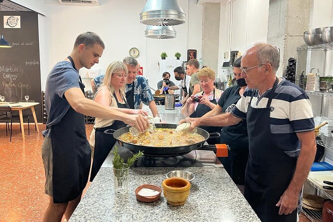 Valencian Paella Cooking Class, Tapas & Sangria - Evening - Details of the Class