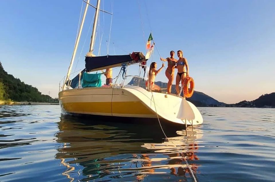 Valmadrera: Lake Como Sailing Trip With Prosecco and Snacks - Choose From Day or Sunset Tour Options